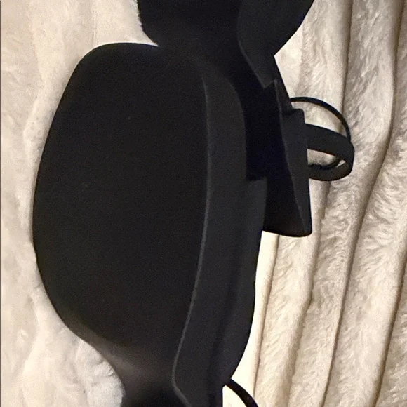 Steve Madden Black Heels with Bow and Rhinestones - Picture 7 of 8